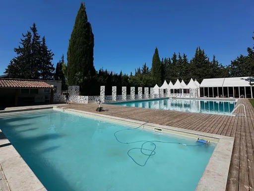Bassin au Country-club-aixois