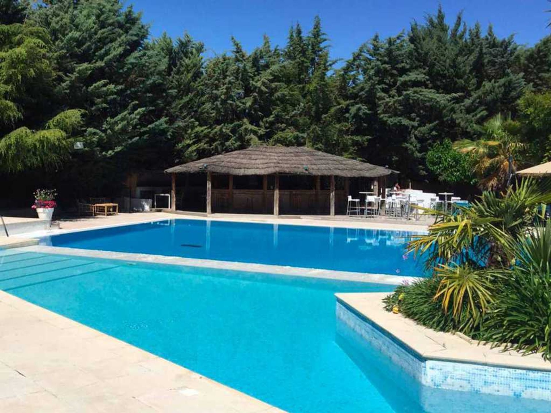 Bassin de Aquabecool à Aix-en-Provence