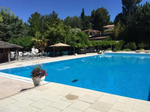 Bassin au Set Club à Aix-en-Provence Ouest